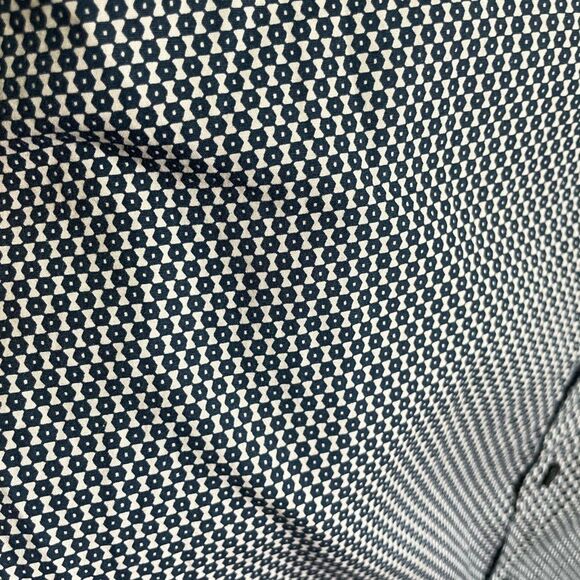 Gap Women’s Navy and White Hexagon Pattern Button Down Shirt 100% Cotton SZ XL - Picture 3 of 6